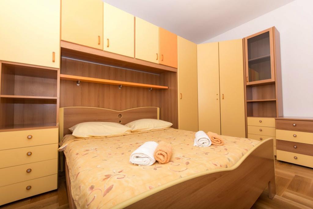 Apartments Meri Seget Vranjica Eksteriør bilde