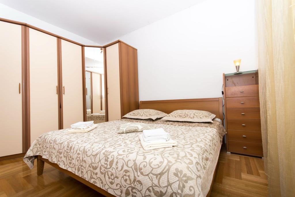 Apartments Meri Seget Vranjica Eksteriør bilde