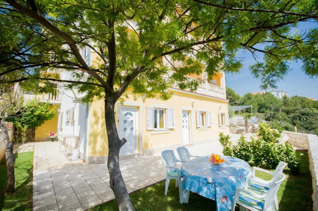 Apartments Meri Seget Vranjica Eksteriør bilde