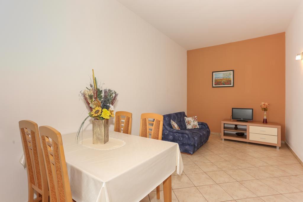 Apartments Meri Seget Vranjica Eksteriør bilde
