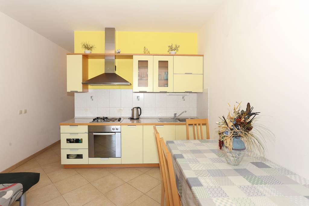 Apartments Meri Seget Vranjica Eksteriør bilde
